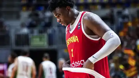 Imagen 1 de Gravísima lesión de Great Osobor, gran promesa de la selección de basket: rotura del ligamento cruzado anterior de la rodilla