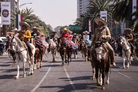 Imagen 1 de Las imágenes del desfile por el 115° aniversario de la Revolución Mexicana