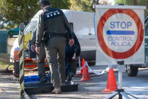 Imagen 1 de ERC y Junts reprochan a Salvador Illa que no cancele su viaje a México por la crisis porcina