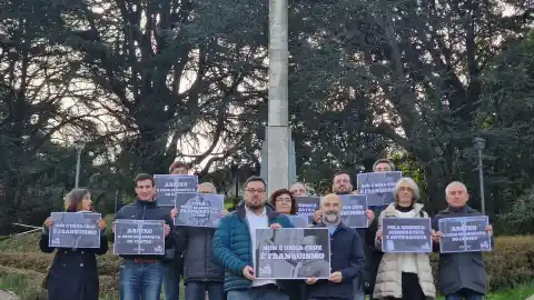 Imagen 1 de El BNG exige retirar la cruz de O Castro de Vigo al ser "un monumento franquista"