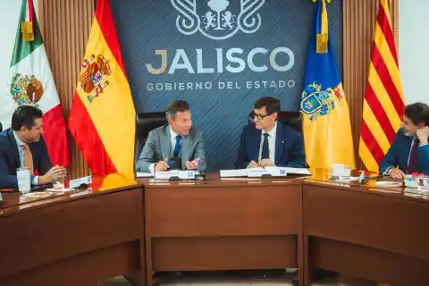 Imagen 1 de Cataluña y Jalisco firman un acuerdo de colaboración en IA y supercomputación