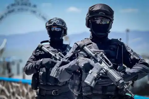 Imagen 1 de Encontrados con vida los dos agentes desaparecidos en Jalisco