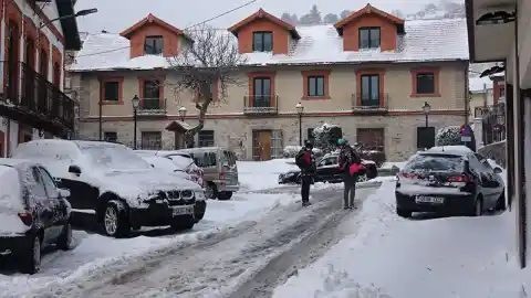 Imagen 1 de Alerta amarilla por nieve en Madrid: ¿dónde va a nevar?