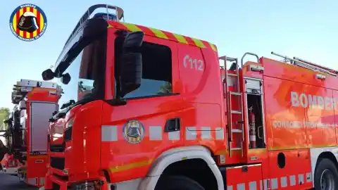 Imagen 1 de Muere un hombre en un incendio en una vivienda del centro de Valencia