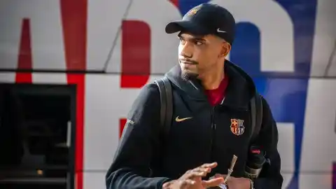 Imagen 1 de Ronald Araujo le pide un tiempo indefinido al Barça por salud mental