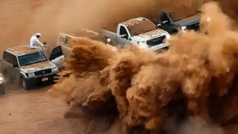 Imagen 1 de Drifting en Emiratos, protestas en París y más imágenes del día