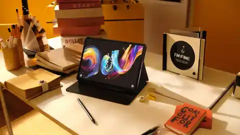 Imagen 1 de Este dispositivo es tablet y lector de 'ebook' a la vez: tiene el sello de TCL y es barato