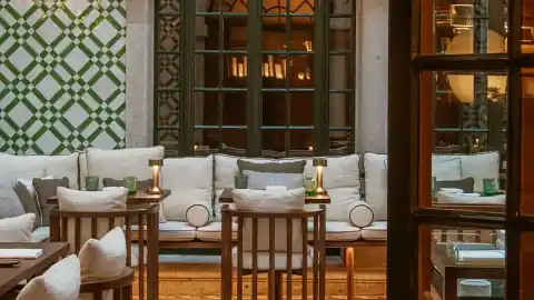 Imagen 1 de Este hotel a menos de dos horas de Vigo ha sido nombrado el mejor refugio romántico por 'National Geographic'