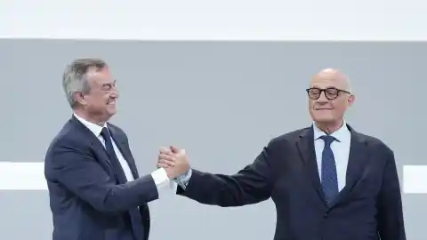 Imagen 1 de Banco Sabadell dará 300 acciones a cada empleado como compensación por el "esfuerzo" ante la OPA fallida de BBVA