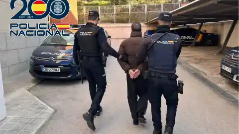 Imagen 1 de Detenido un fugitivo alemán que se refugiaba en una comuna hippie de Granada tras violar a una chica