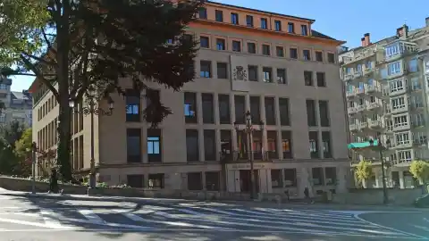 Imagen 1 de Condenado a 15 años de cárcel a un padre de Ourense por agredir sexualmente a su hija con discapacidad tras chantajes con la tablet