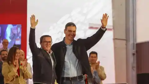 Imagen 1 de Sánchez y Gallardo abren la precampaña del PSOE extremeño el 5 de noviembre en Mérida