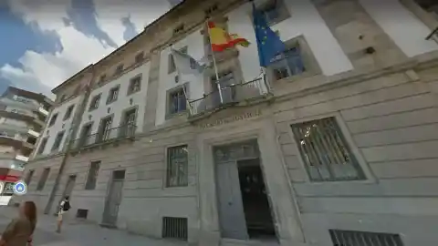 Imagen 1 de Condenado a más de dos años de cárcel por poner cámaras ocultas en los cuartos de su hijo e hijastra