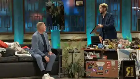 Imagen 1 de El vacile de Broncano a Boris Becker con una foto antigua: "Yo era entrenador de tenis. ¿Conoces a Paula Badosa?"