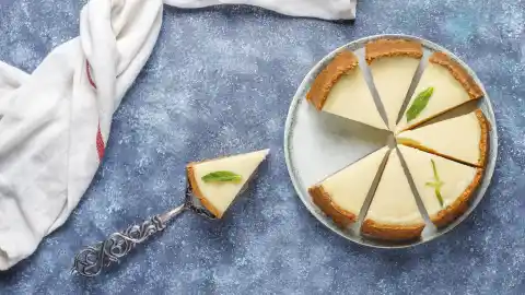 Imagen 1 de Pastel de yogur, una receta económica que se hace con solo cuatro ingredientes