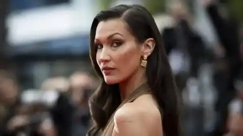 Imagen 1 de De la coleta alta a las ondas sueltas: peinados fáciles y elegantes con los que triunfarás estas Navidades