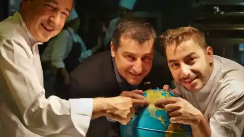 Imagen 1 de Un incendio afecta al espacio de eventos de los hermanos Roca en Girona y devora la cúpula de madera del establecimiento