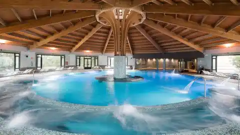 Imagen 1 de El hotel balneario sacado de la Belle Époque para un otoño relajante en Cantabria