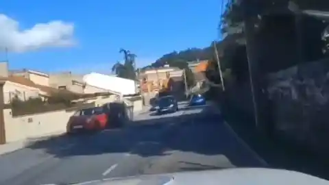 Imagen 1 de Un conductor reincidente se da a la fuga en Poio tras una persecución policial