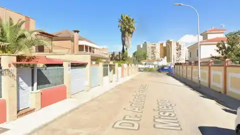 Imagen 1 de Hallan el cuerpo sin vida de una mujer en la piscina de su domicilio en Badajoz