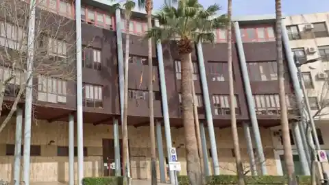 Imagen 1 de Un juez procesa a un fraile de una residencia de sacerdotes de El Vedat de Torrent por estafar 220.000 euros a párrocos