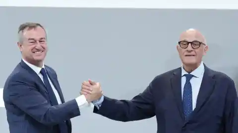 Imagen 1 de Banco Sabadell entierra el capítulo de la OPA de BBVA con un nuevo beneficio récord hasta septiembre, según los analistas