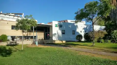 Imagen 1 de Condenado a tres años y seis meses de cárcel por amenazar con cuchillo a un médico en Isla Cristina