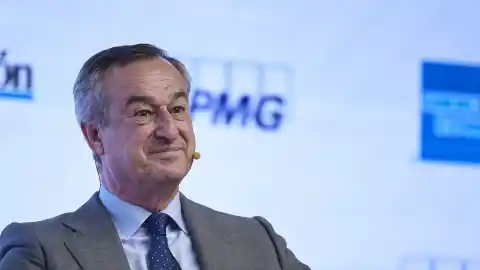 Imagen 1 de González-Bueno (Banco Sabadell): "Estamos contentos con nuestra estructura accionarial"