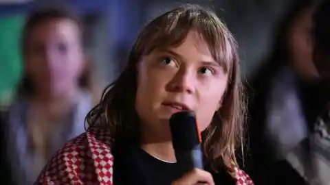 Imagen 1 de La presencia de Greta Thunberg en Galicia desata múltiples especulaciones