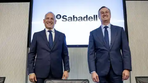 Imagen 1 de Banco Sabadell descarta compras fuera de España con el futuro del CEO de su filial británica en el aire