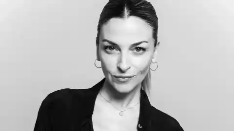 Imagen 1 de María Nebrera, maquilladora, y su aviso a las mujeres de 40: "Cuantos menos productos de piel utilices, mejor"