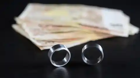 Imagen 1 de Un padre cambia de nombre cada año para evitar pagar la manutención de sus hijos