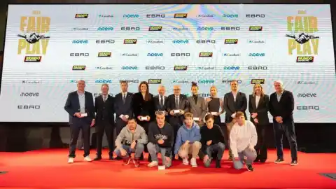 Imagen 1 de 'Mundo Deportivo' celebra con éxito la I Gala Fair Play