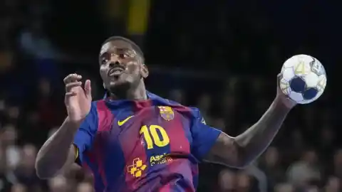 Imagen 1 de El Barça encarrila la clasificación liderado por un motivadísimo Dika Mem, que no renovará