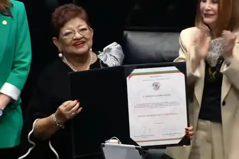 Imagen 1 de El Senado ratifica a Ernestina Godoy como fiscal general