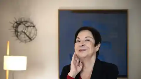 Imagen 1 de “Mi amiga le robó la peluca a Andy Warhol... y yo se la devolví”