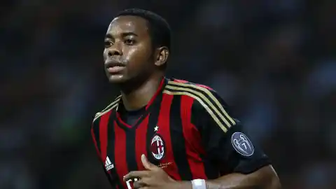 Imagen 1 de Robinho es trasladado de prisión y abandona el "presidio de los famosos" por un documental