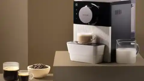 Imagen 1 de Cecotec estrena superautomática compacta a precios 'black': 80€ más barata