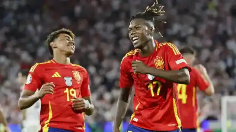 Imagen 1 de Nadal opta a personalidad del año en Tik Tok y la selección española también triunfa con su baile viral de "Báilalo, Rocky!"