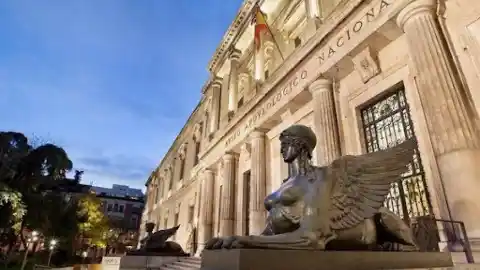 Imagen 1 de El Louvre cede 10 esculturas ibéricas de forma temporal al Museo Arqueológico Nacional de Madrid