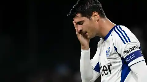 Imagen 1 de Cesc Fábregas habla de la situación de Morata: "Está triste, hay que apoyarle"