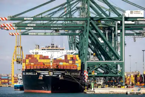 Imagen 1 de Las exportaciones españolas a EE UU se desplomaron más de un 30% en agosto, tras entrar en vigor los nuevos aranceles