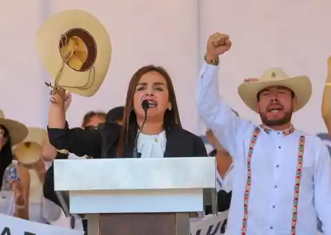 Imagen 1 de La nueva alcaldesa de Uruapan, Grecia Quiroz, traslada a Harfuch el hartazgo de los ciudadanos: “Hay una desconfianza social”