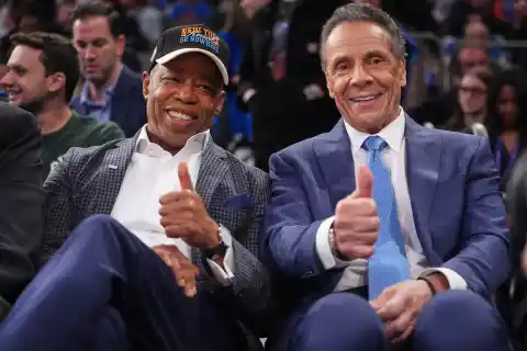 Imagen 1 de Todos contra Mamdani: el alcalde saliente de Nueva York apoya al exgobernador Cuomo para impedir la victoria del progresista