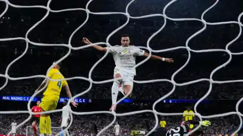 Imagen 1 de Las pruebas médicas descartan una lesión de Mbappé