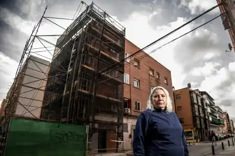 Imagen 1 de Historia de una escalera: de cómo la explosión de un edificio de Vallecas convirtió en pobres a todos sus vecinos