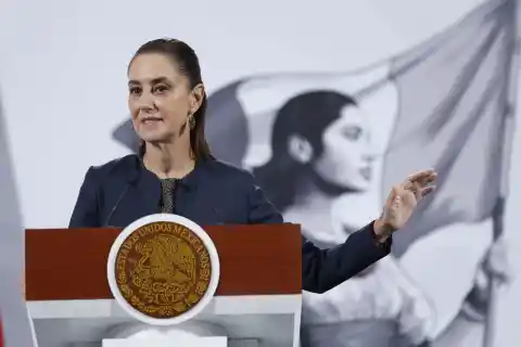 Imagen 1 de Sheinbaum pedirá a Macron el envío del Códice Azcatitlán a México