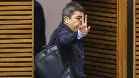 Imagen 1 de Mazón anuncia que dimitirá: el PP se inclina por una nueva investidura con Pérez Llorca como posible candidato