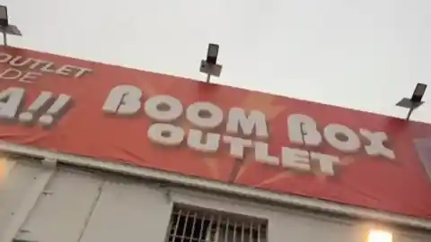 Imagen 1 de Paquetes de Amazon, Temu o Shein con descuentos de hasta 80%: nuevo outlet de 1.000 metros en Málaga