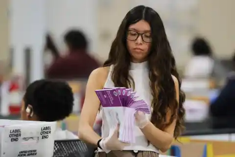 Imagen 1 de California aprueba la proposición 50 que permite cambiar los mapas de votación del Estado y potenciar a los demócratas en el Congreso